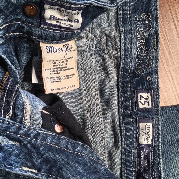 Miss Me Jeans - Picture 7 of 8